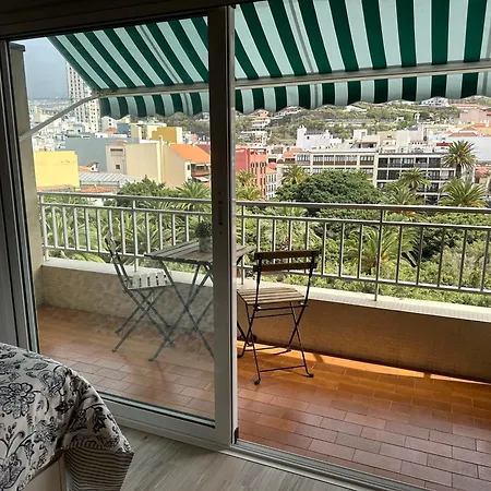 Coco Con Vistas