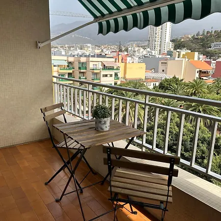 Coco Con Vistas *